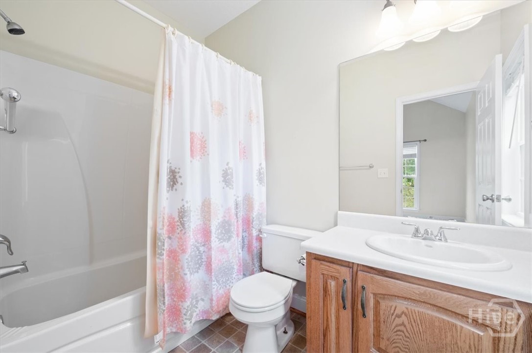 876 Old Darien Highway Riceboro, GA 31323 - Photo 25 of 38 full bath for bedroom 4