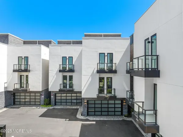 $3,799,910 | 200 North Ocean Avenue, Unit 22, Long Branch, NJ 07740