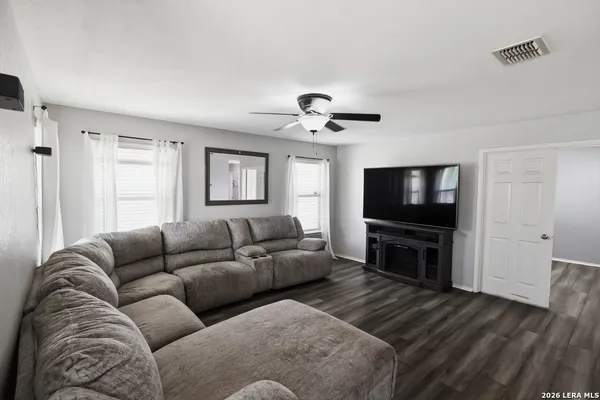 $330,000 | 499 Perch Horizon, San Antonio, TX 78253