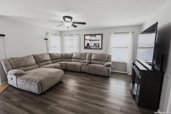 $330,000 | 499 Perch Horizon, San Antonio, TX 78253