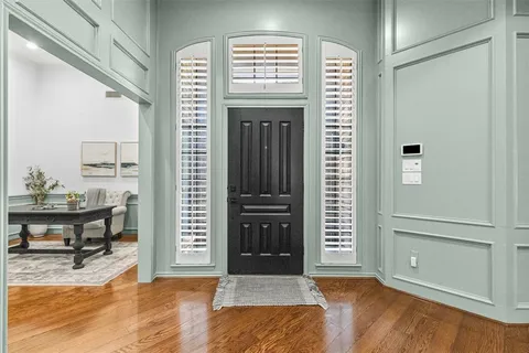 a view of livingroom with furniture and workspace