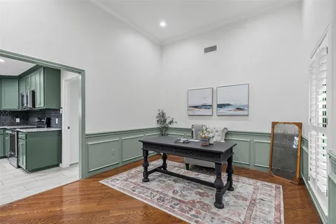 a view of a workspace with furniture