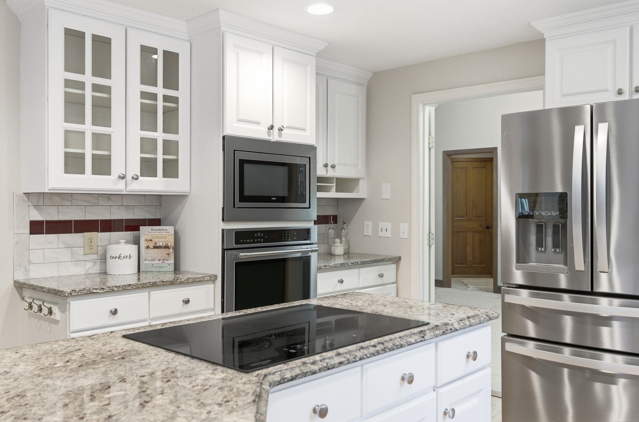 8 Netherwood Road Windham, NH 03087 - Photo 22 of 41
