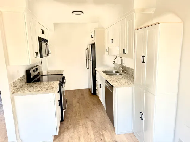 $4,500 | 868 Highland Drive, Unit 2, Santa Barbara, CA 93109