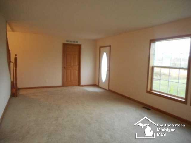 3801 Ohara Road Carleton, MI 48117 - Photo 9 of 25