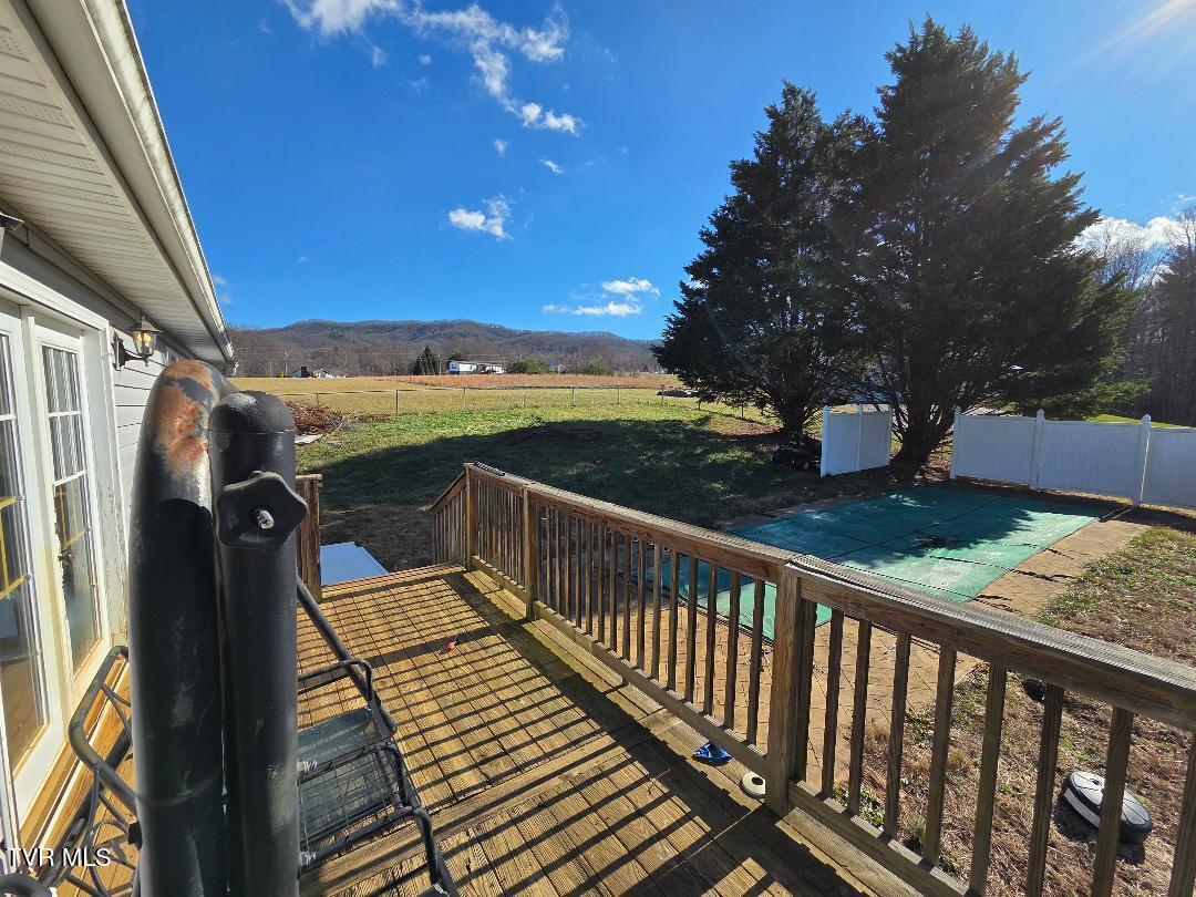 110 Sheets Hollow Road Johnson City, TN 37601 - Photo 11 of 12 sheets deck