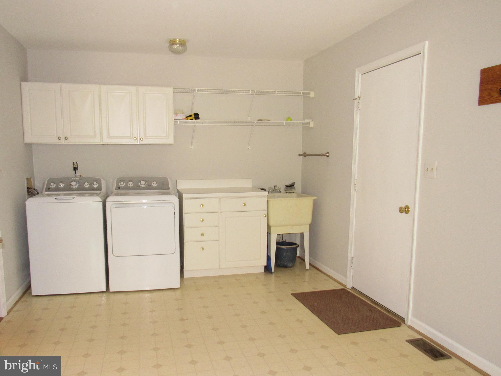 1339 John Brown Farm Road Harpers Ferry, WV 25425 - Photo 24 of 55 Laundry
