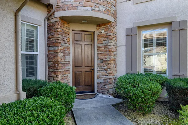$999,999 | 124 Paizano Court, Roseville, CA 95661