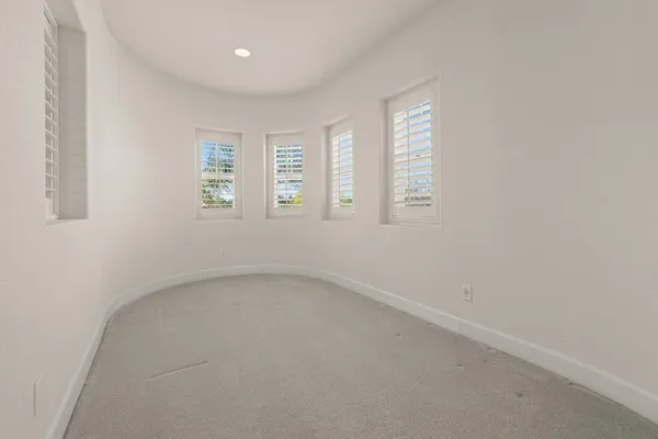 $999,999 | 124 Paizano Court, Roseville, CA 95661