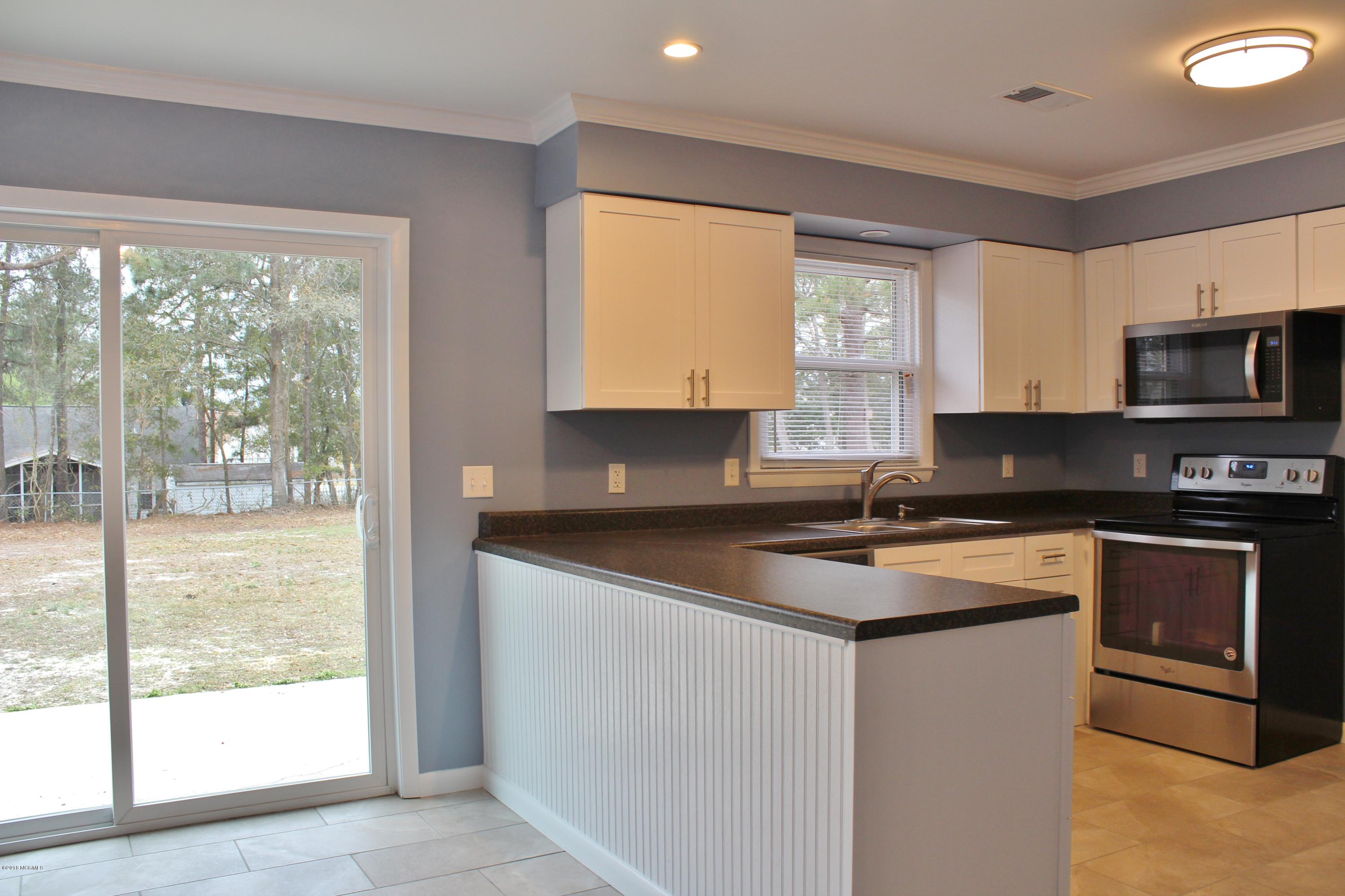 609 Cathay Road Wilmington, NC 28412 - Photo 7 of 25 IMG_0125