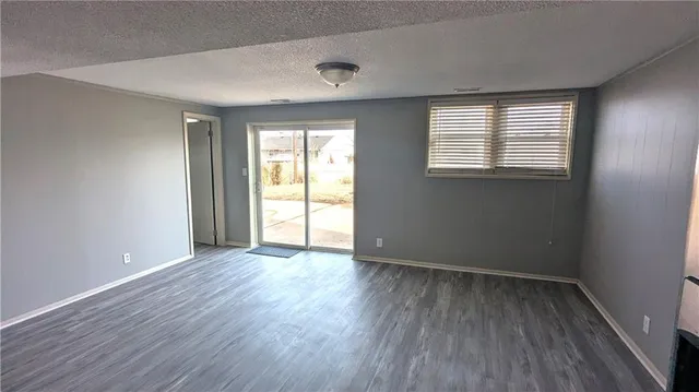 $199,000 | 901 North Choctaw Avenue, Independence, MO 64056