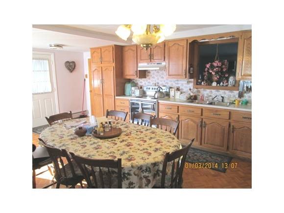 6623 Highway 102 Canaan, VT 05903 - Photo 4 of 20