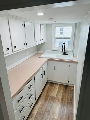 $2,200 | 13 Crapo Street, Unit 2, Taunton, MA 02780