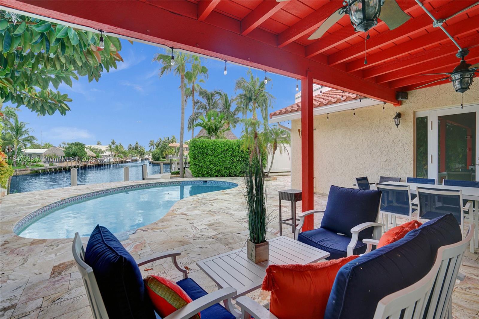 571 Southeast 11th Street Pompano Beach, FL 33060 - Photo 17 of 37