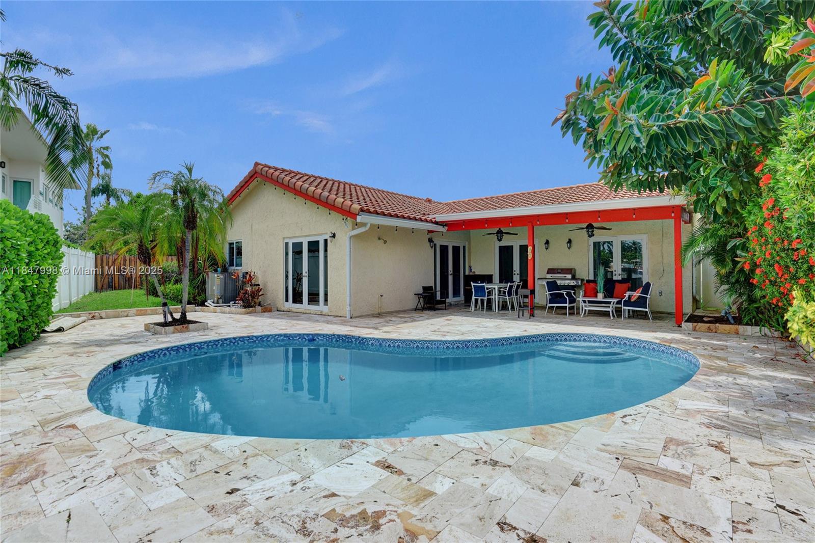 571 Southeast 11th Street Pompano Beach, FL 33060 - Photo 22 of 37