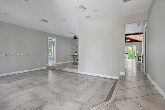 $1,250,000 | 571 Southeast 11th Street, Pompano Beach, FL 33060