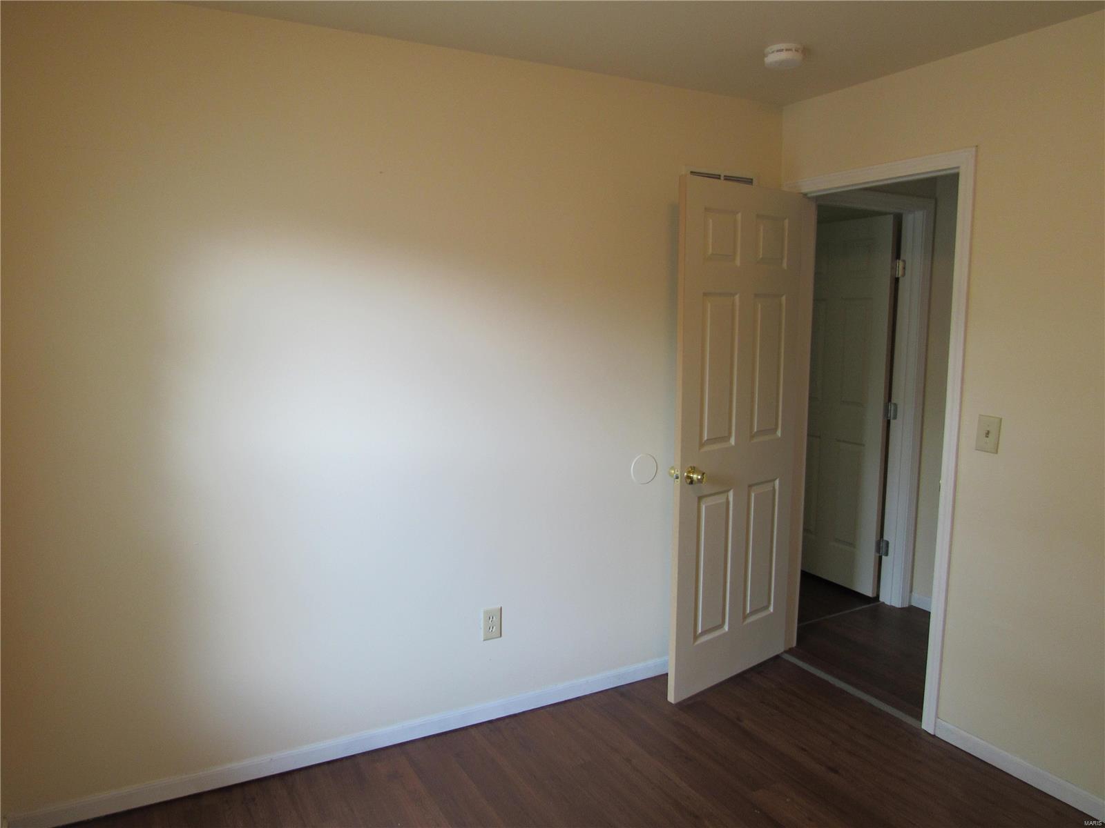 809 Silver Street Alton, IL 62002 - Photo 9 of 14 Gallery Image 9