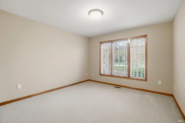 $325,000 | 1622 Tara Bella Lane, Fort Wayne, IN 46845