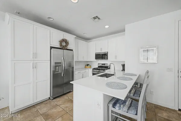 $799,900 | 2358 East Ridgewood Lane, Gilbert, AZ 85298