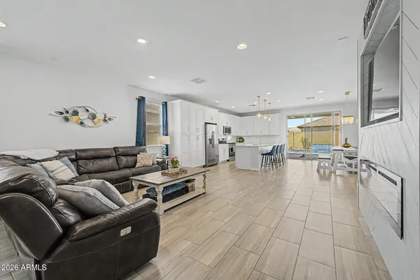 $799,900 | 2358 East Ridgewood Lane, Gilbert, AZ 85298