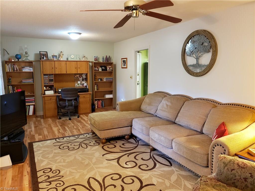 7921 Rte 2156 Walnut Cove, NC 27052 - Photo 4 of 25 Gallery Image 4