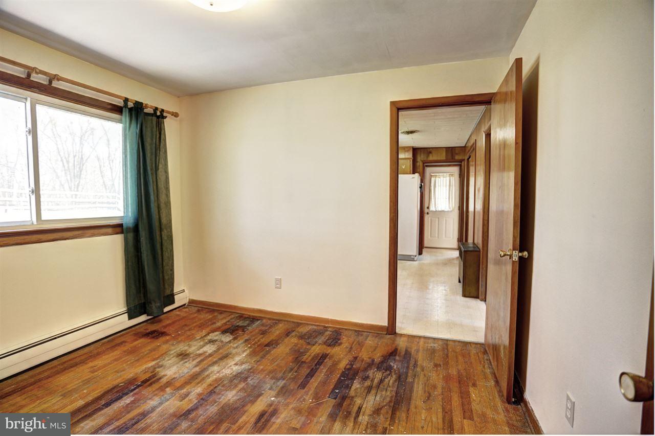 304 Oberlin Road Middletown, PA 17057 - Photo 12 of 25 Gallery Image 12