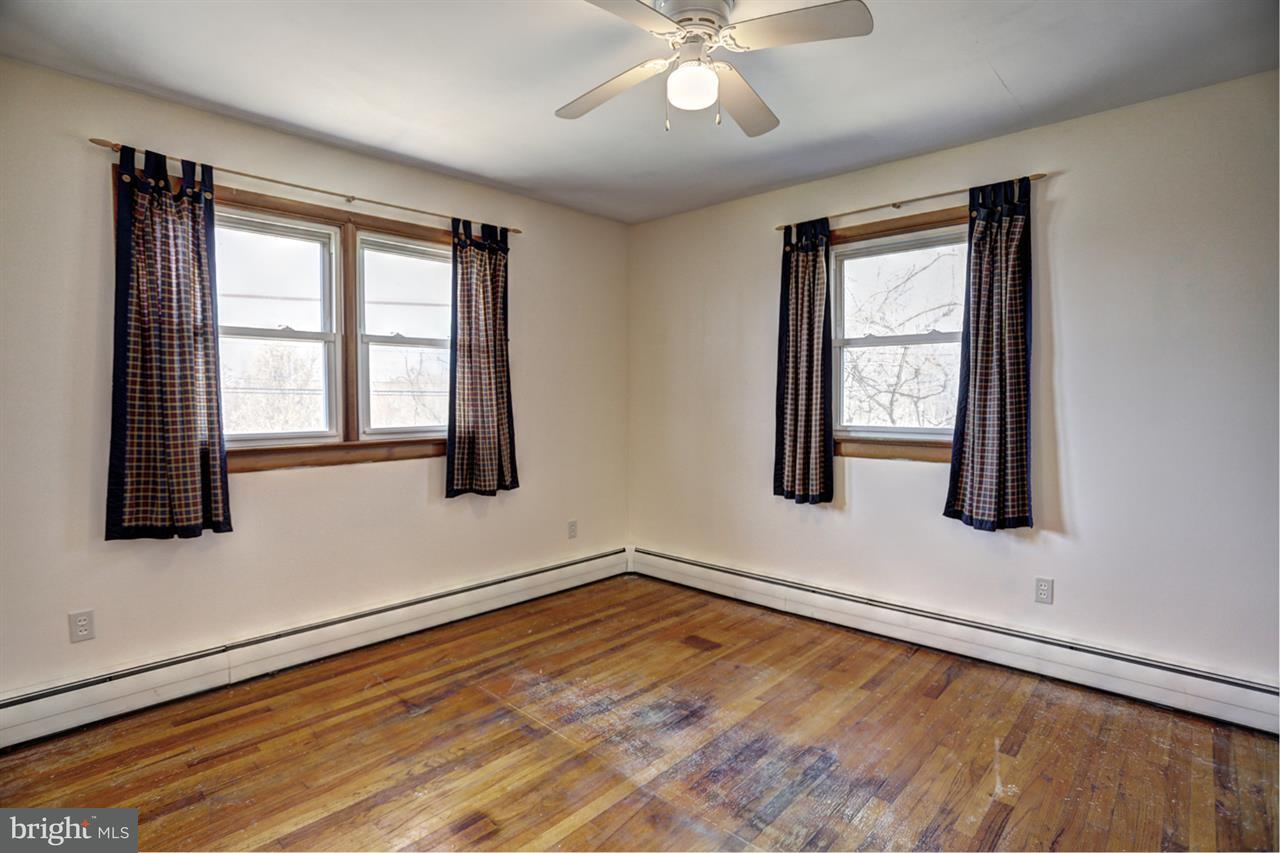 304 Oberlin Road Middletown, PA 17057 - Photo 13 of 25 Gallery Image 13