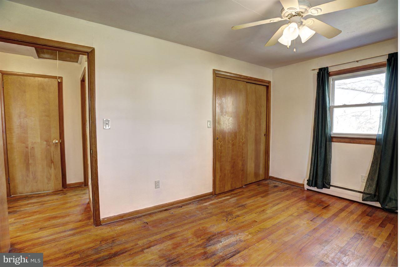 304 Oberlin Road Middletown, PA 17057 - Photo 16 of 25 Gallery Image 16
