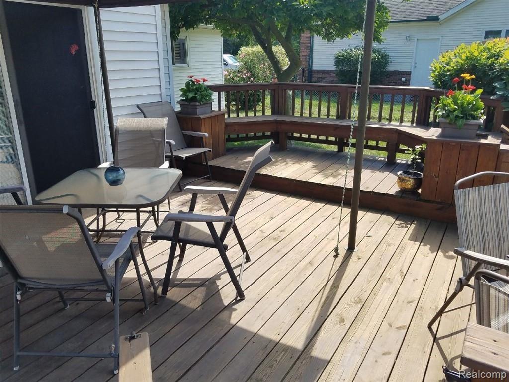 11051 Wayne Road Livonia, MI 48150 - Photo 25 of 31 20180831_131120_1536932162090.jpeg