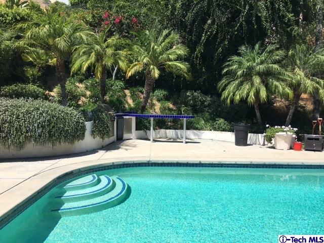 414 Kempton Road Glendale, CA 91202 - Photo 13 of 44