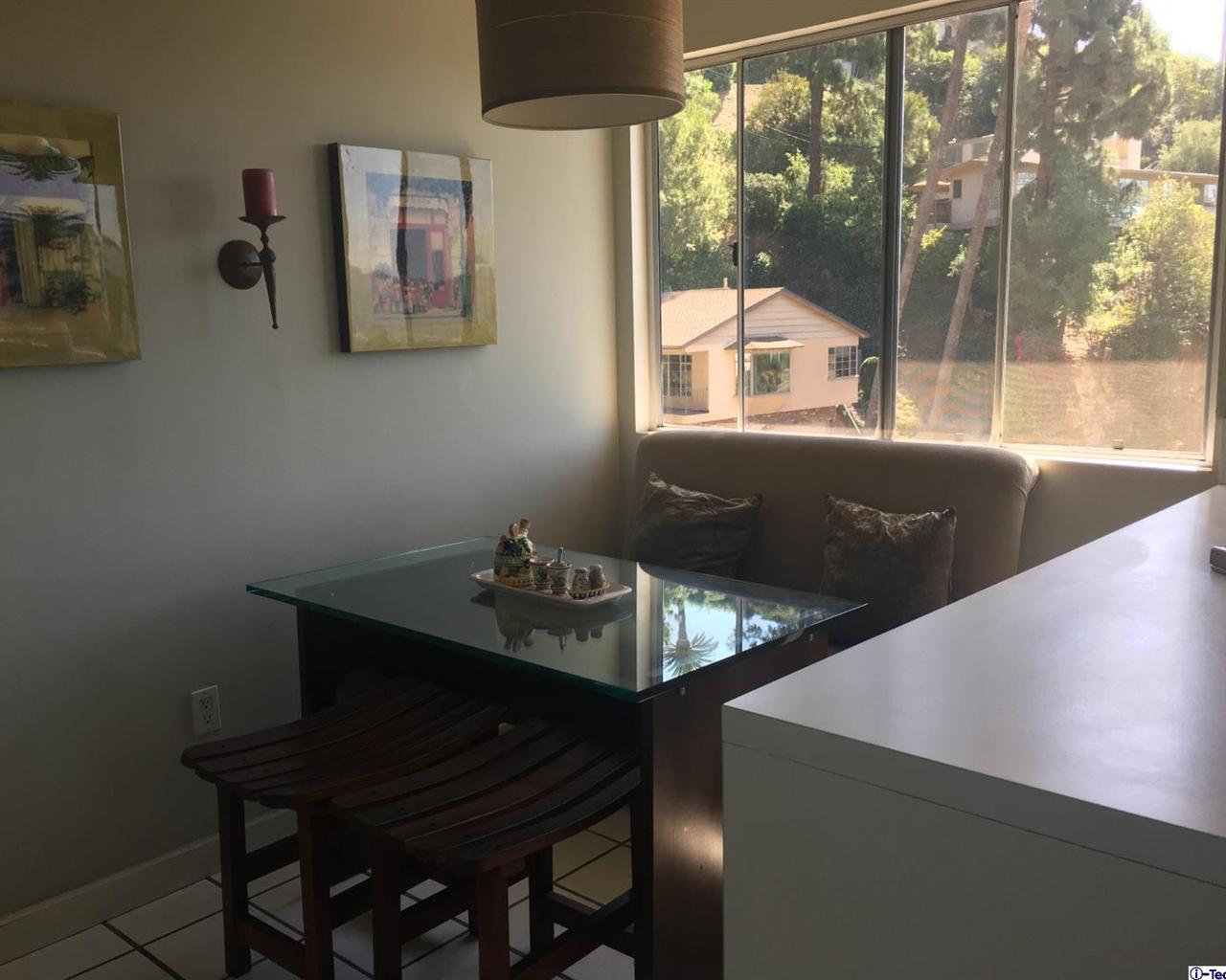 414 Kempton Road Glendale, CA 91202 - Photo 19 of 44