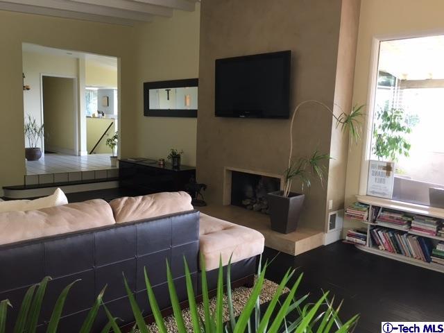 414 Kempton Road Glendale, CA 91202 - Photo 4 of 44
