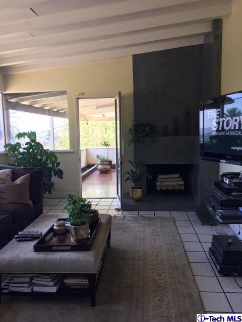 414 Kempton Road Glendale, CA 91202 - Photo 7 of 44