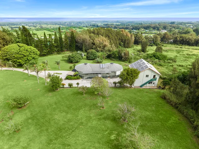 $1,950,000 | 56-827 Wai Olu Place, Hawi, HI 96719