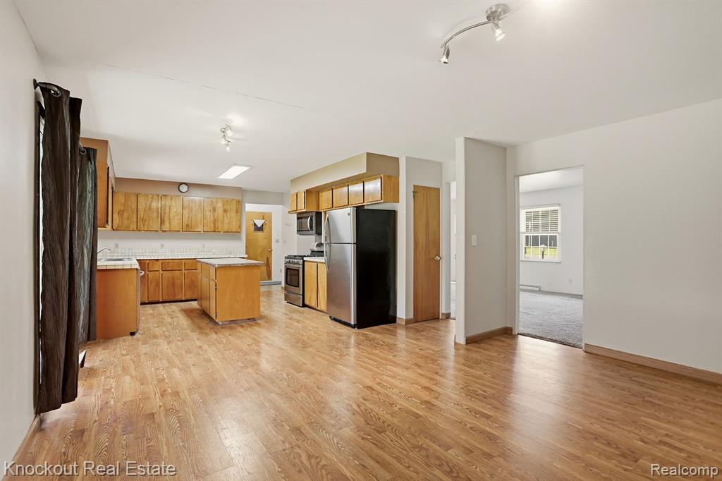 5992 Dubois Road Vassar, MI 48768 - Photo 14 of 59