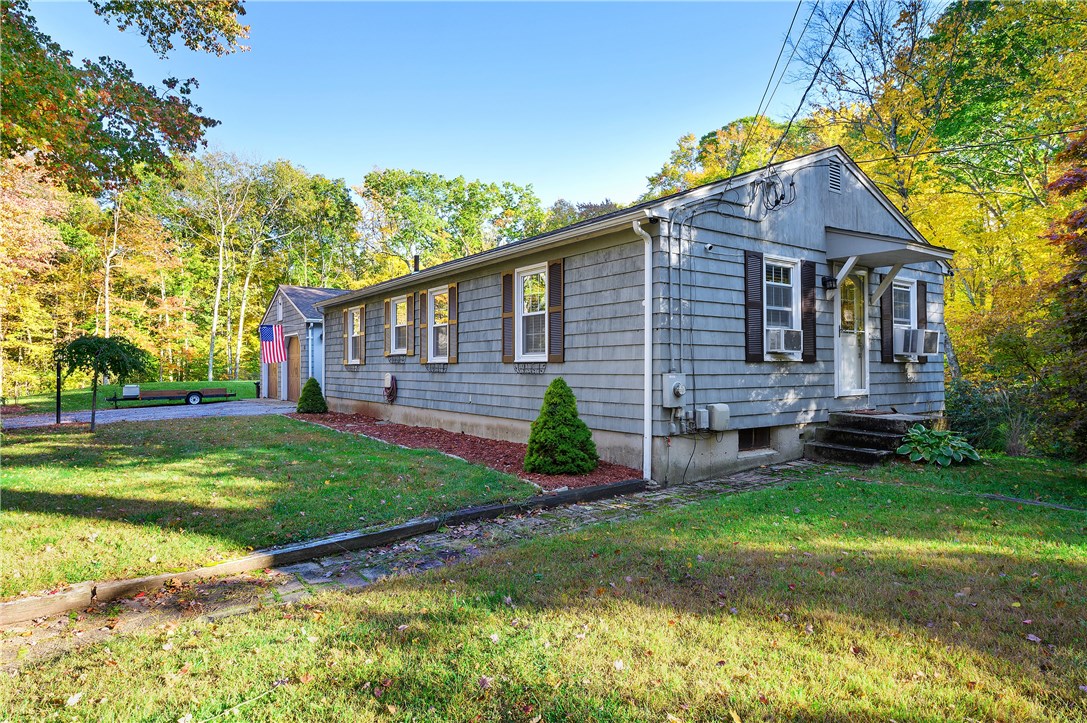 56 Gleaner Chapel Road Scituate, RI 02857 - Photo 3 of 30