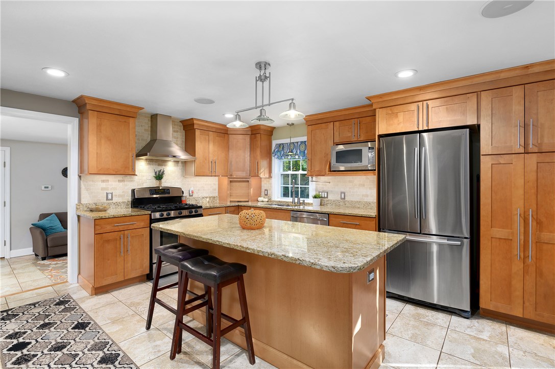 56 Gleaner Chapel Road Scituate, RI 02857 - Photo 7 of 30
