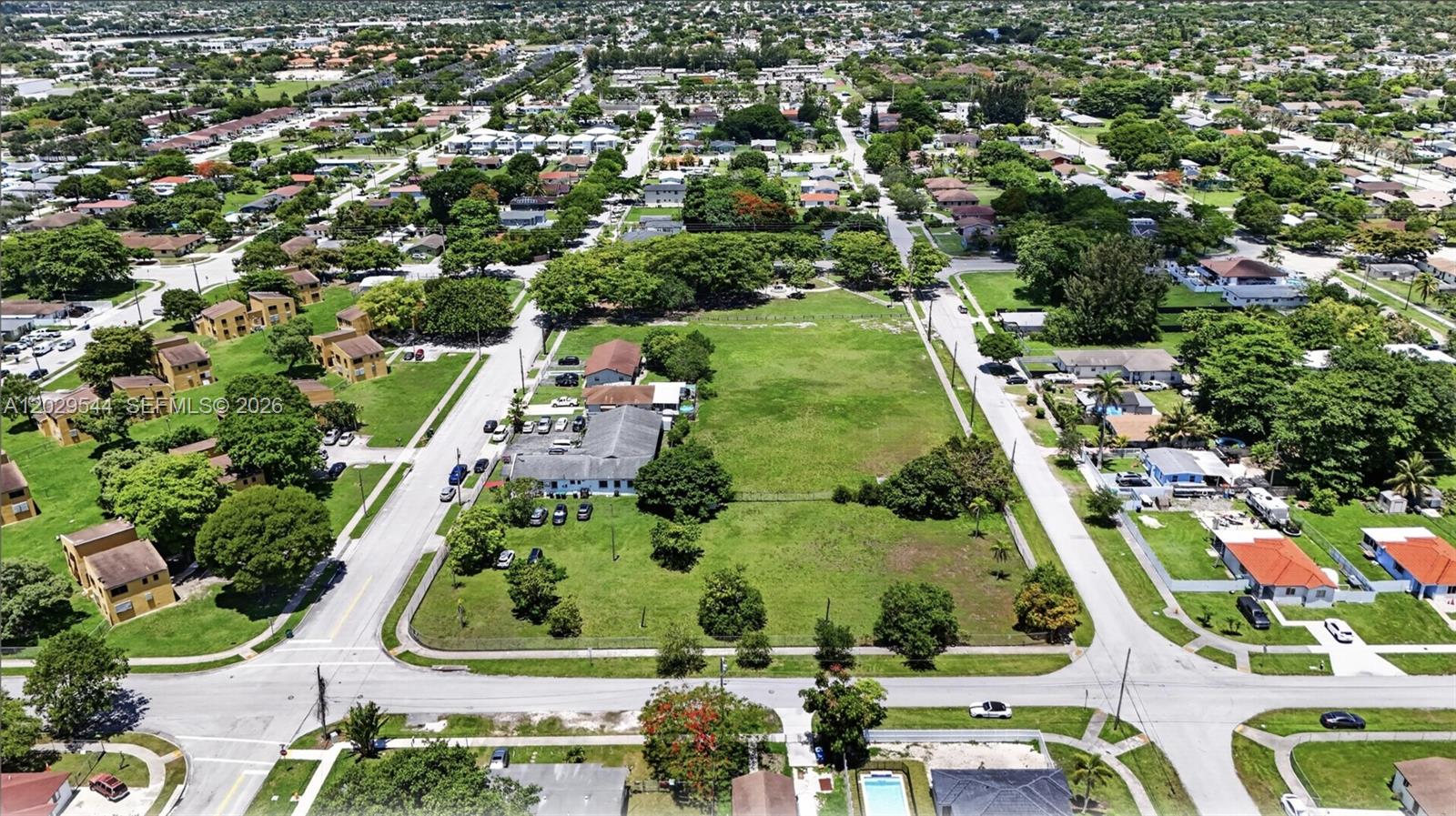 10330 Southwest 178th Street Miami, FL 33157 - Photo 4 of 11