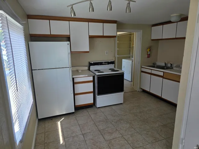 $1,400 | 2301 East 5th Street, Bloomington, IN 47408