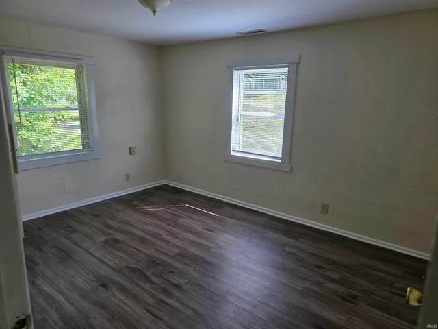 $1,400 | 2301 East 5th Street, Bloomington, IN 47408