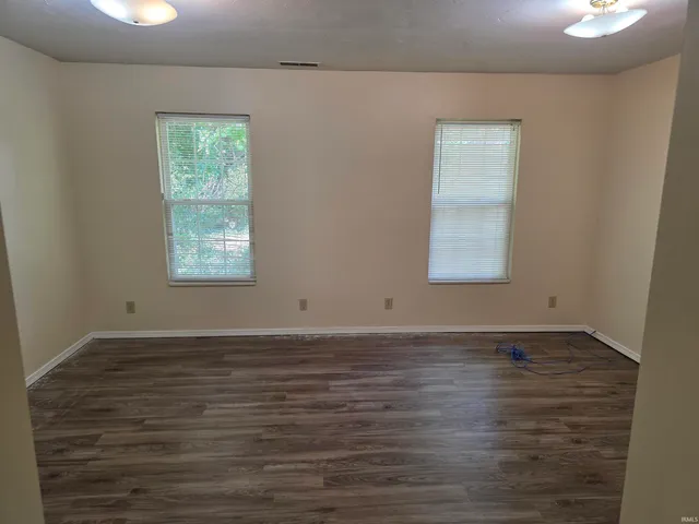 $1,400 | 2301 East 5th Street, Bloomington, IN 47408