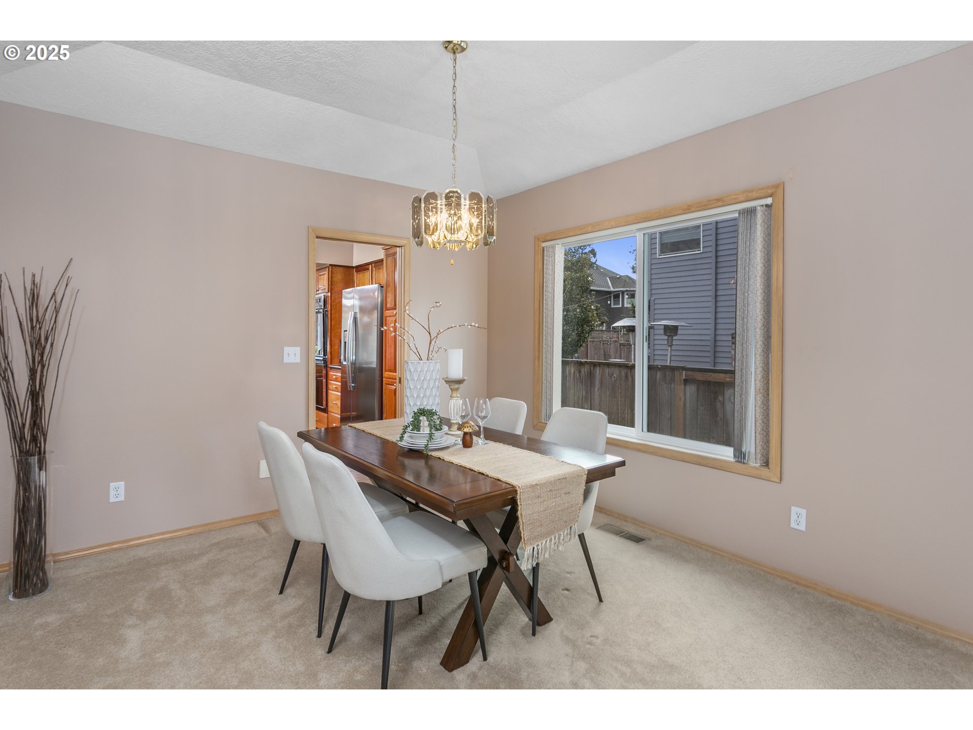 13043 Rogers Road Lake Oswego, OR 97035 - Photo 17 of 39 Gallery Image 17