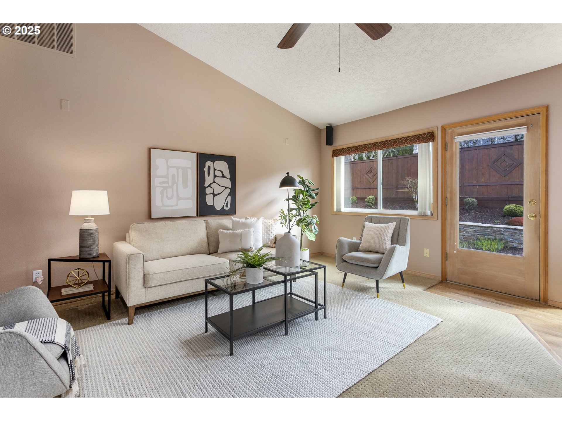 13043 Rogers Road Lake Oswego, OR 97035 - Photo 22 of 39 Gallery Image 22