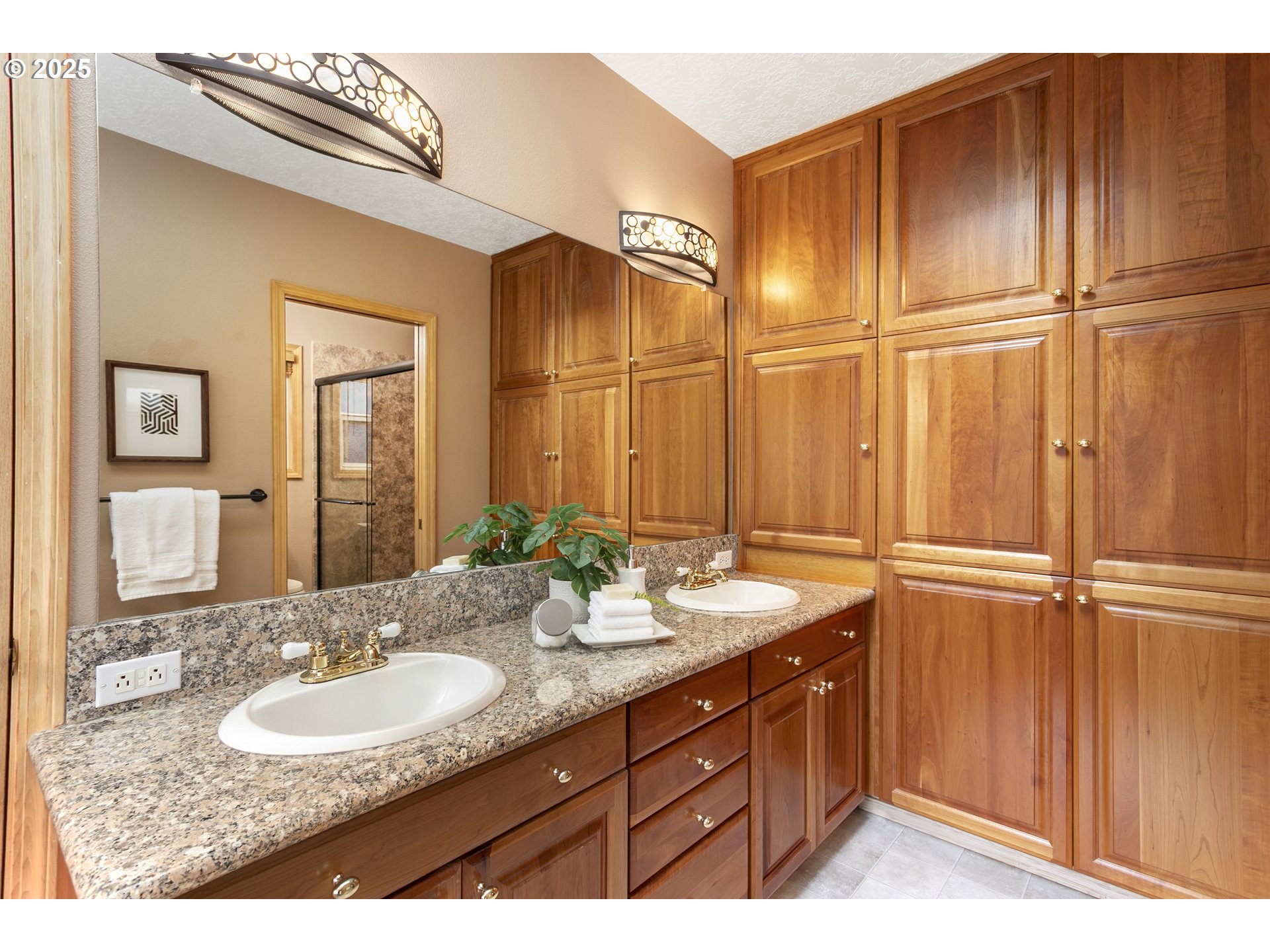 13043 Rogers Road Lake Oswego, OR 97035 - Photo 32 of 39 Gallery Image 32