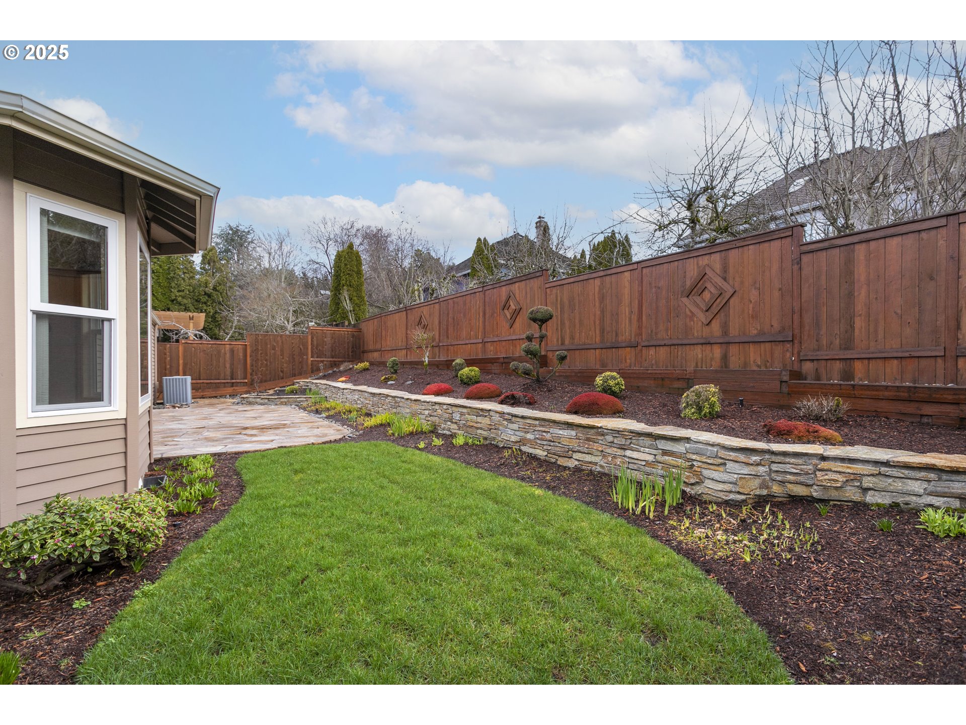 13043 Rogers Road Lake Oswego, OR 97035 - Photo 10 of 39 Gallery Image 10