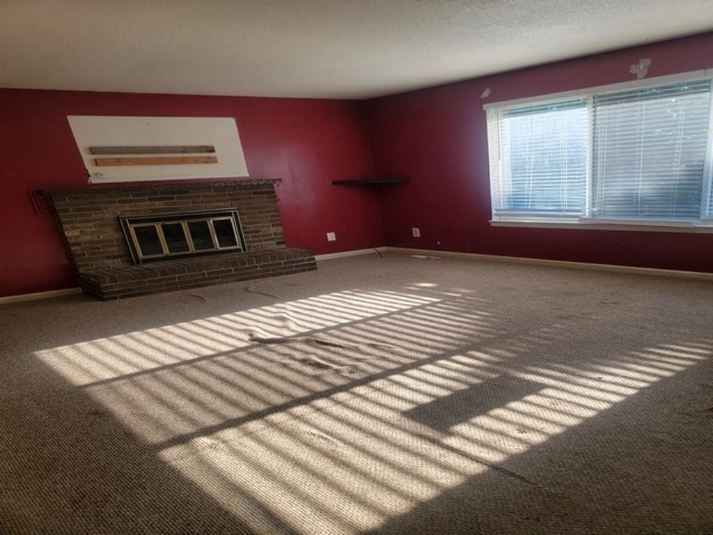 5147 Mackinaw Road Saginaw, MI 48603 - Photo 6 of 21
