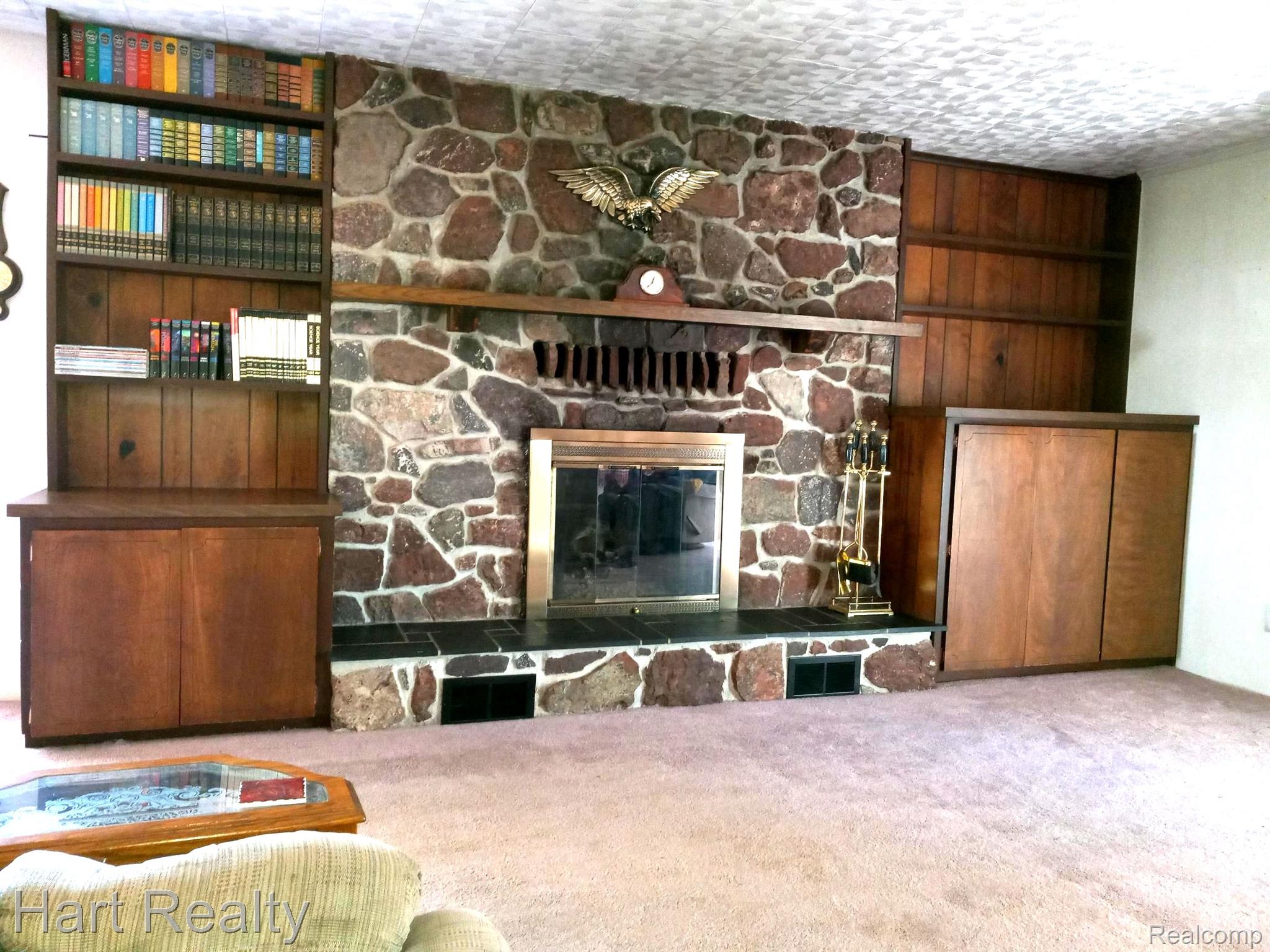6105 Lynd Road Marlette, MI 48453 - Photo 10 of 45 Fireplace in family room