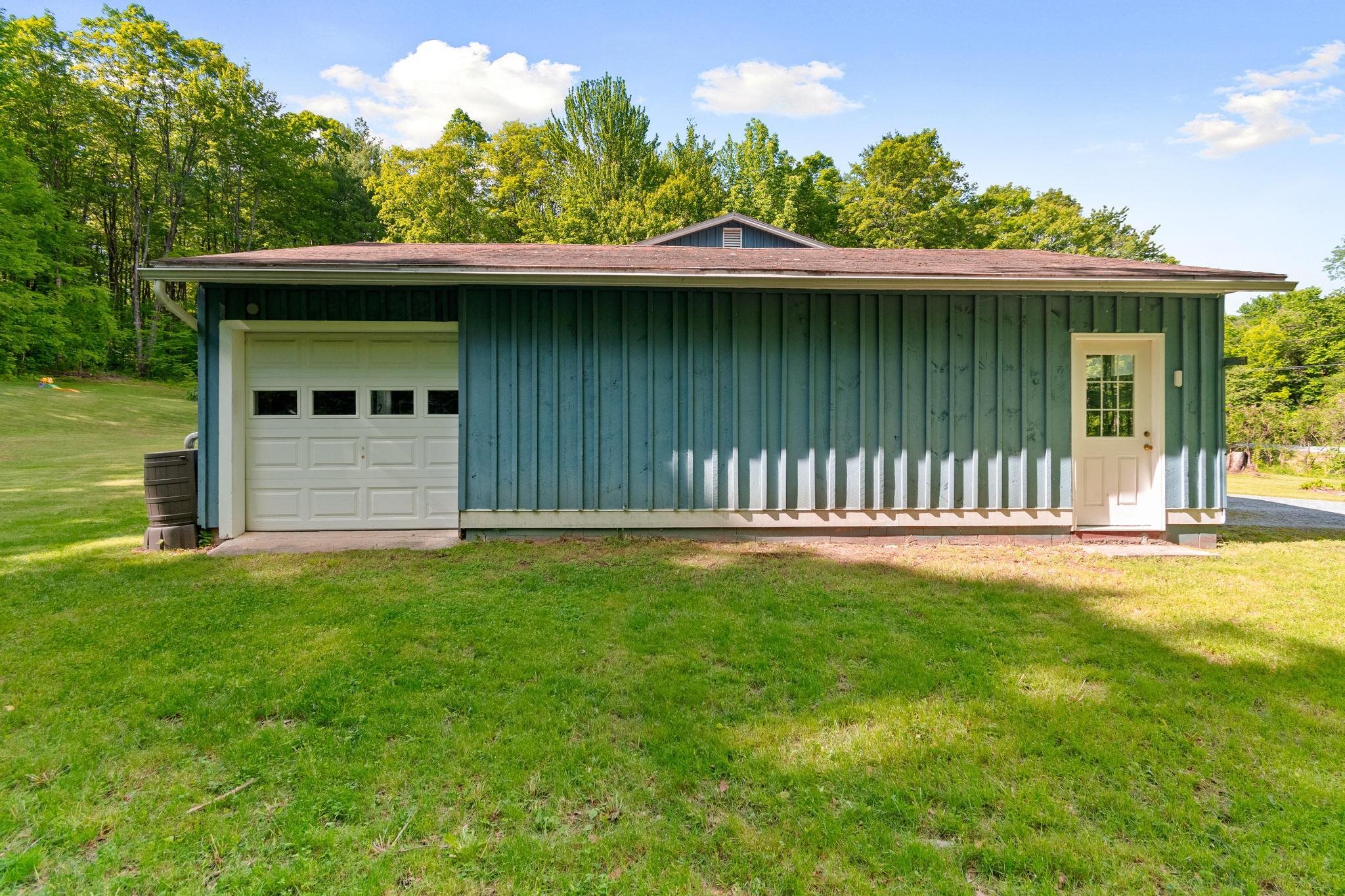 1083 N Road Hinesburg, VT 05461 - Photo 53 of 60