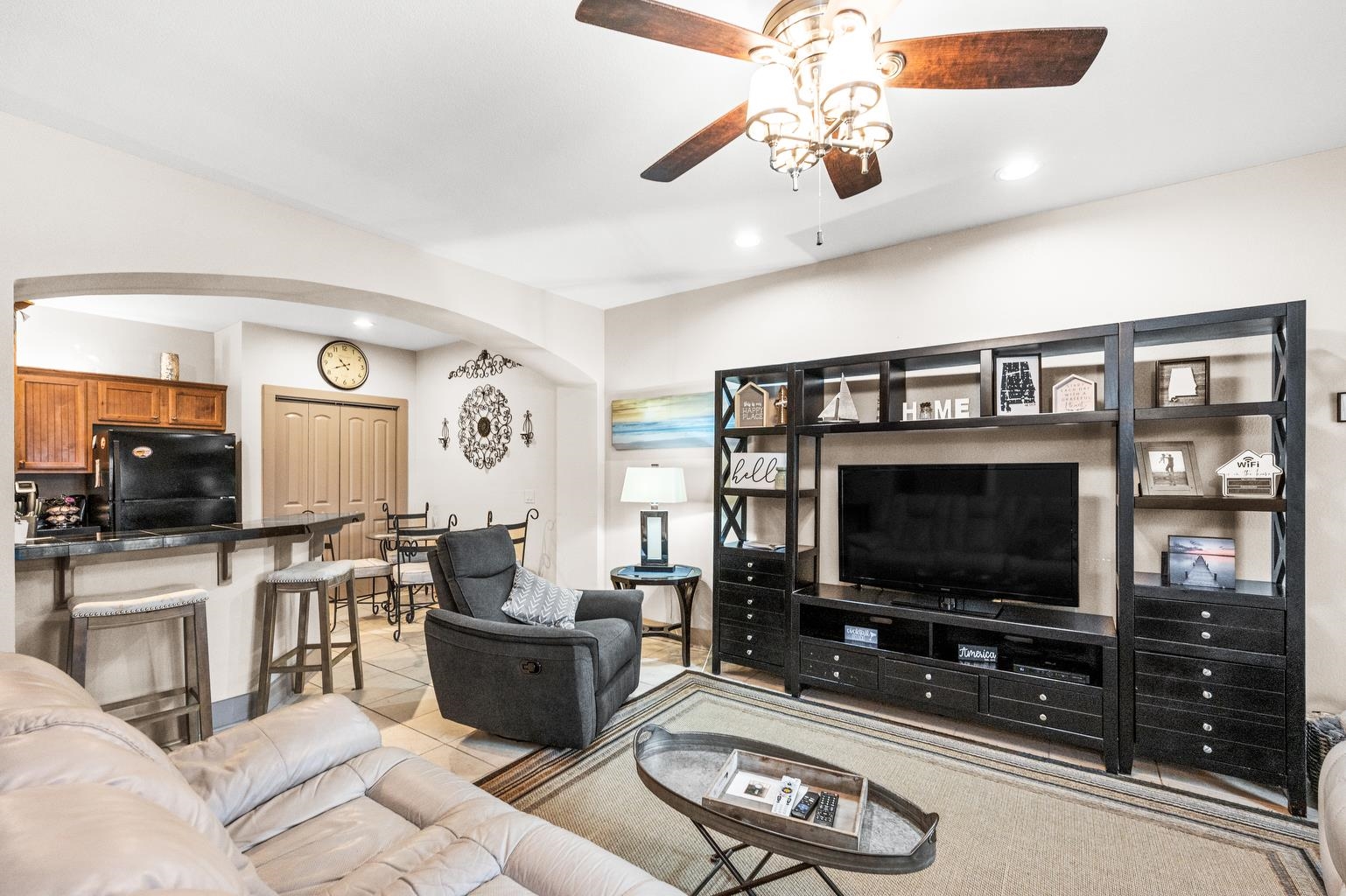 20050 Oak Road East, Unit 2413 Gulf Shores, AL 36542 - Photo 5 of 50