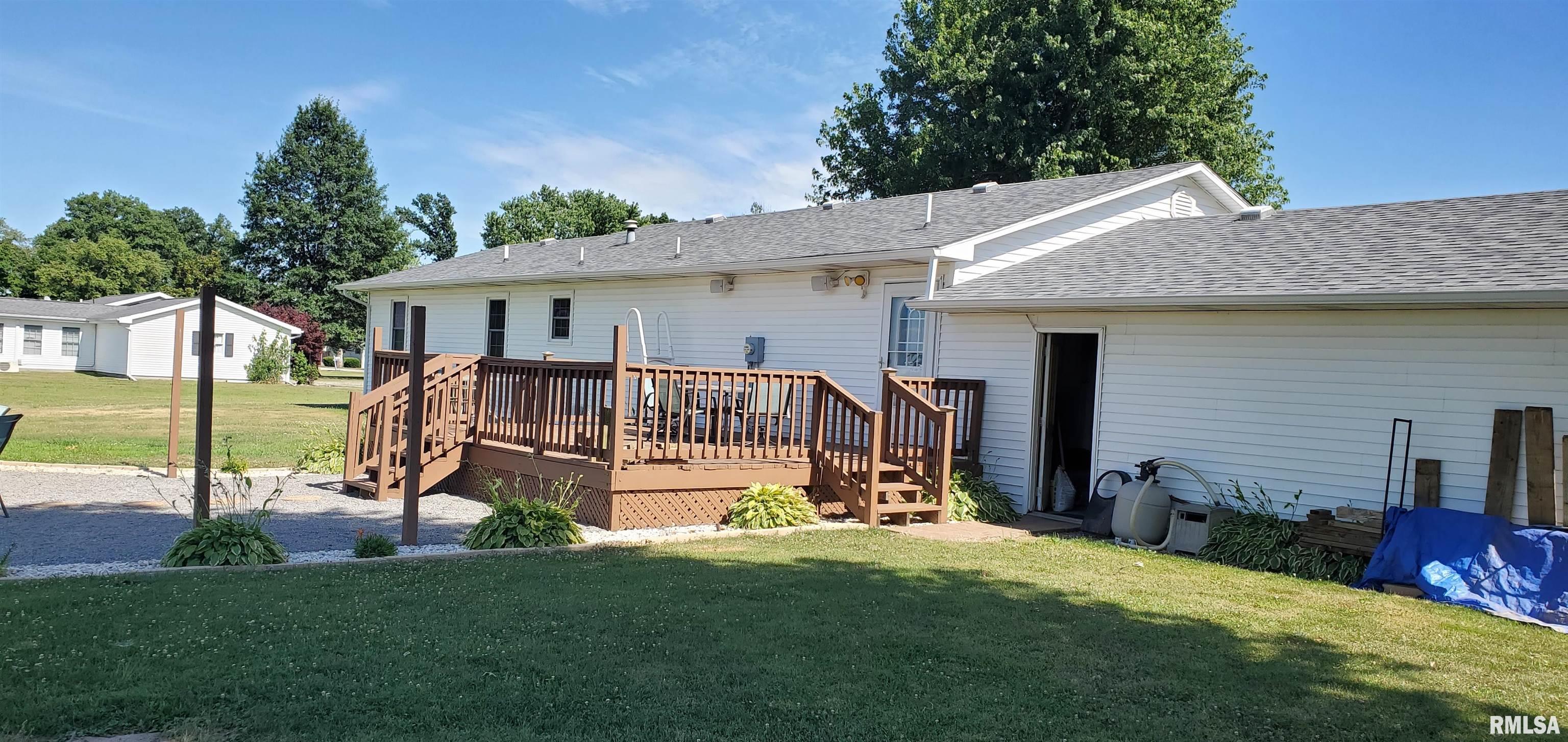 8543 Emling Road Du Quoin, IL 62832 - Photo 4 of 19 Gallery Image 4